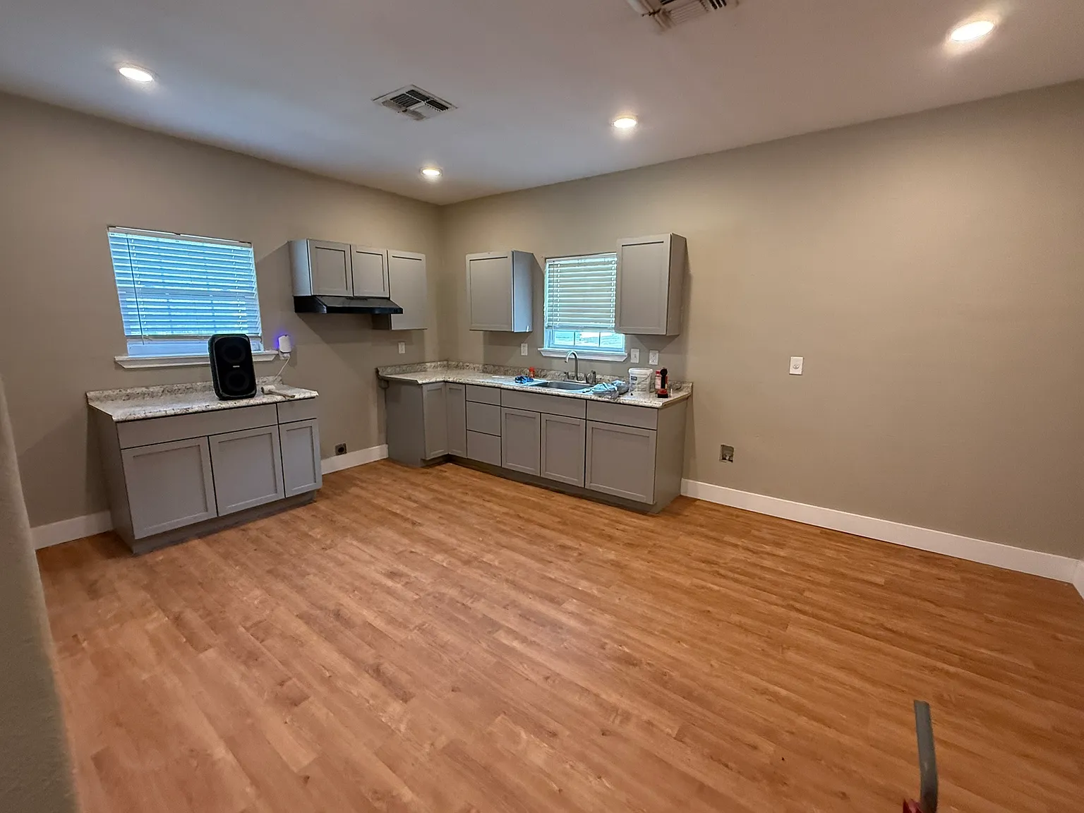 2 bed, 1089 sqft, $1,375 — Photo 2