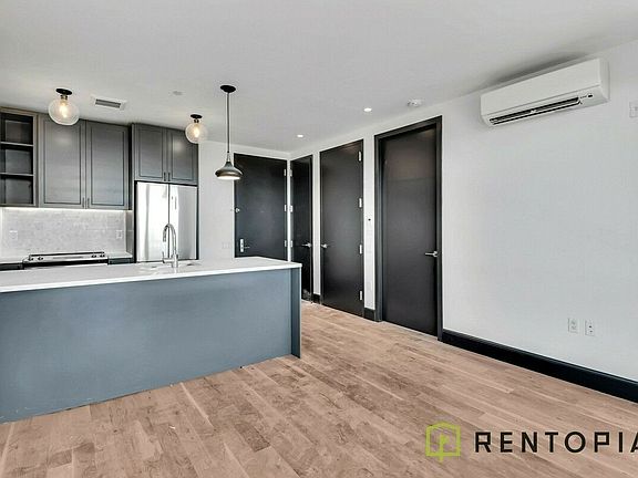 3rd image of 535 Franklin Ave #9F