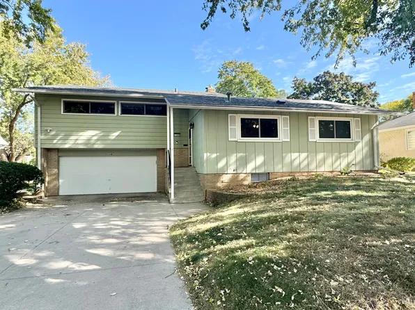 1208 Seminole Ave, West Saint Paul, MN 55118