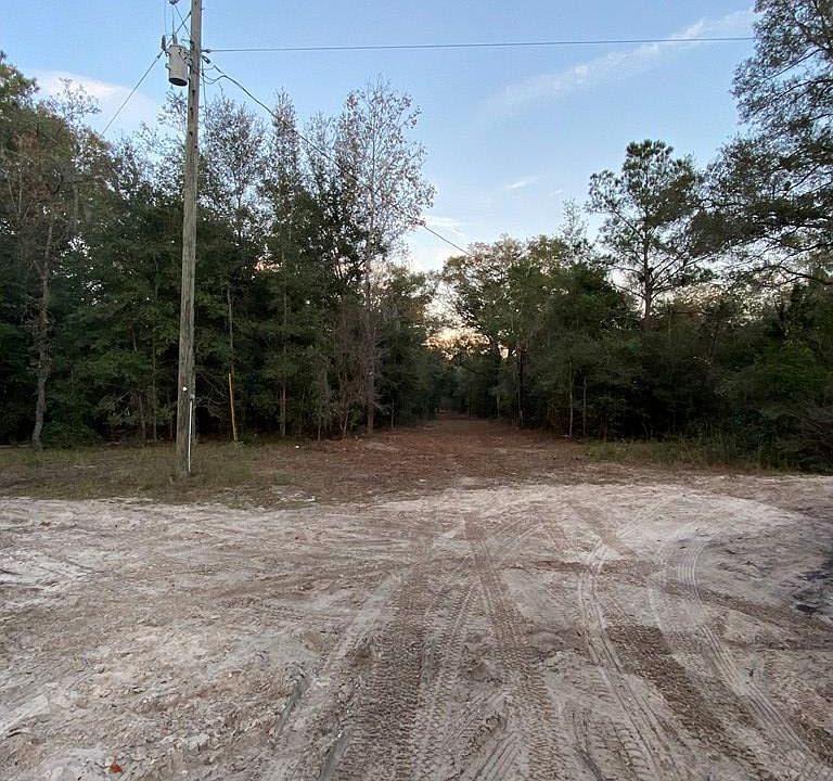 1st image of LOT 15 NE 113th Ln