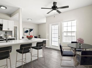 The Dutton Luxury Apartments, Murfreesboro, TN 37130