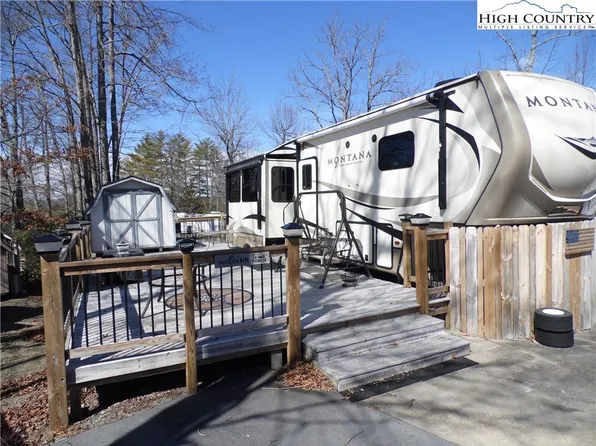 184 Club House Drive, Ennice, NC 28623