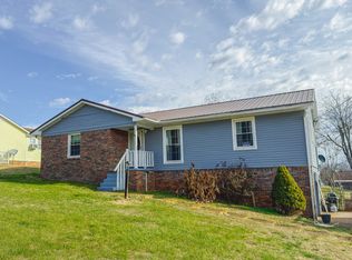 102 Edgewood Ave, Mt Pleasant, TN 38474