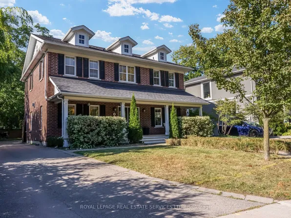 2305 Belyea St, Oakville, ON L6L 1N7