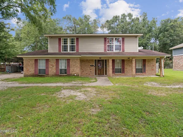 1404 Grandview St, Gautier, MS 39553