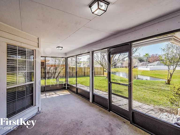 4630 Pebble Brook Dr — Photo 8