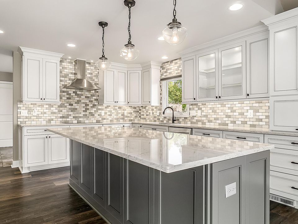 1st image of 5525 Aryshire Dr