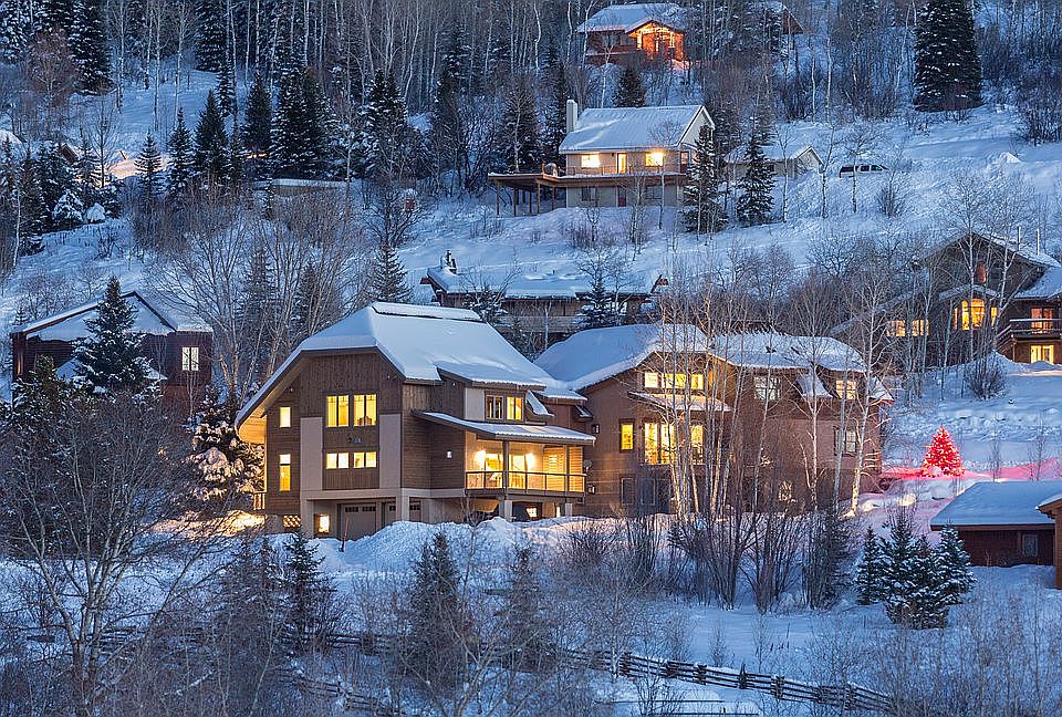1st image of 2490 Val D Isere Cir