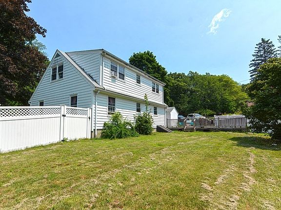 5th image of 158 Millham St