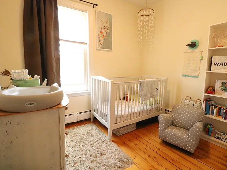 70 Summer St #2R — Photo 7
