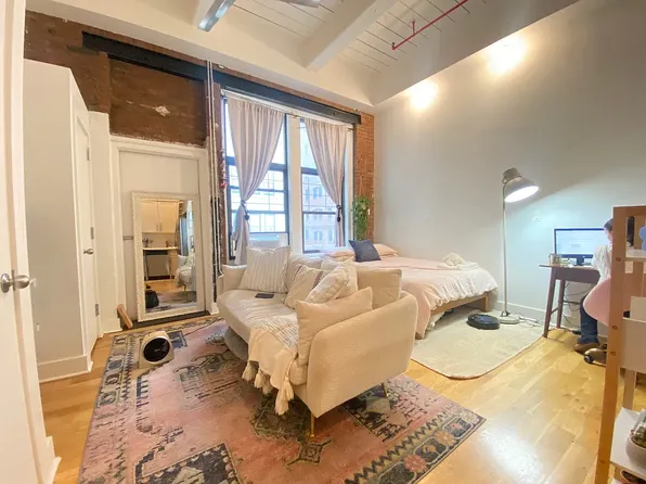 25 Jay Street image 1 of 6