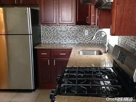 422 E Chester St #UPPER — Photo 8