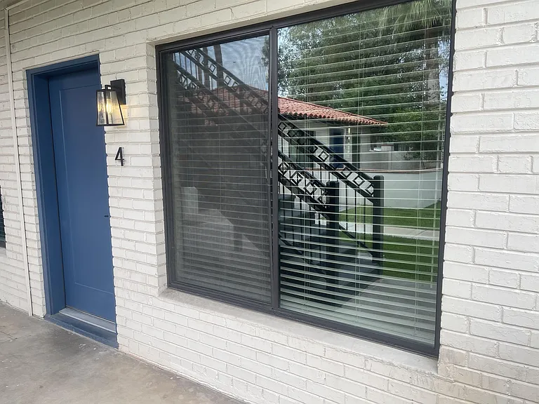 511 E Mariposa St #4 — Photo 3