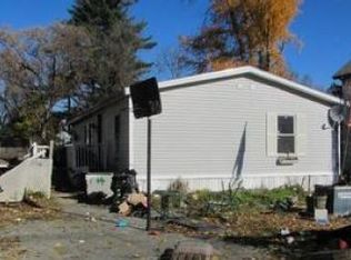 103 South St, Rutland, VT 05701