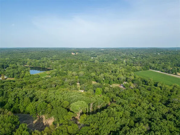 7280 Ficken Rd, Cedar Hill, MO 63016