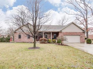 847 Kelley Dr, Wapakoneta, OH 45895