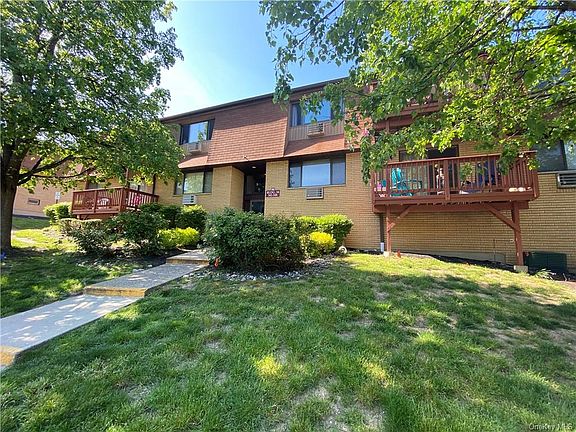 2nd image of 343 Richard Ct #34C