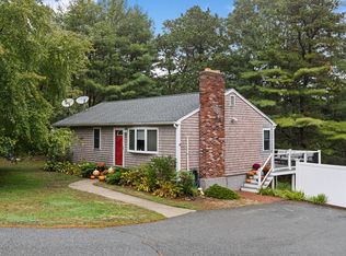 252 Bourne Rd, Plymouth, MA 02360
