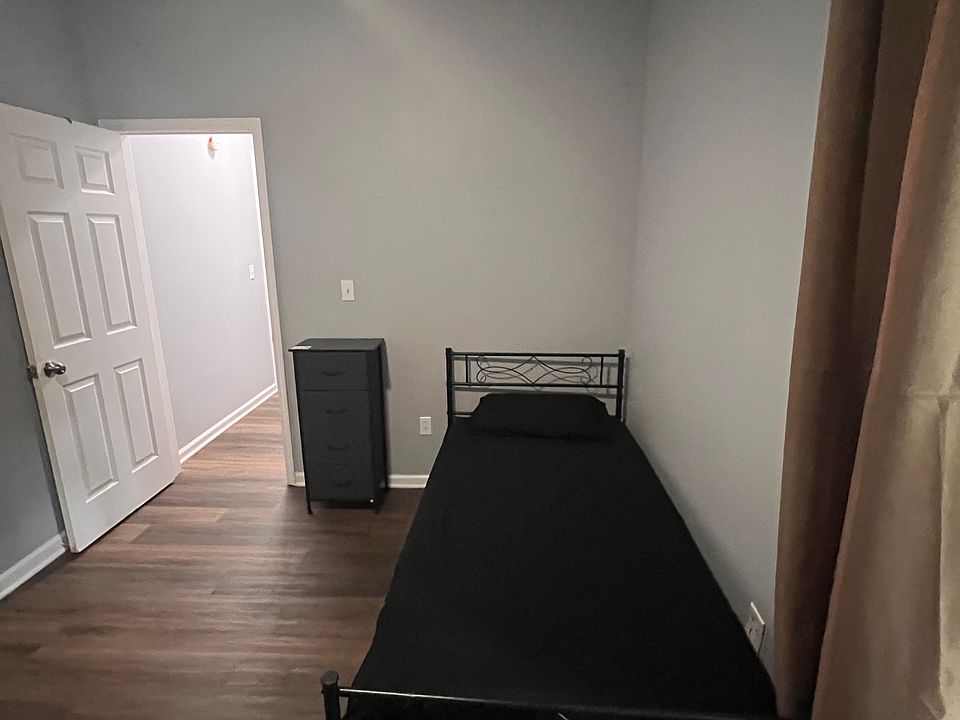 1st image of 3622 Highland Ave