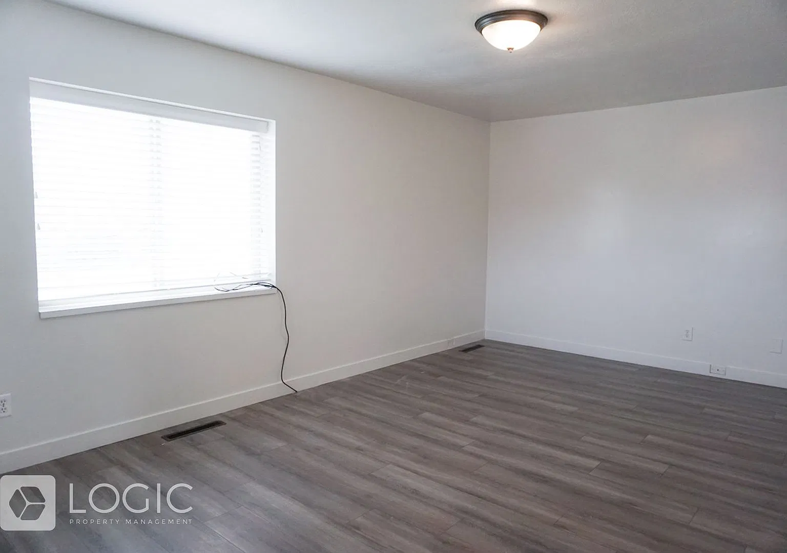 Spacious 2-bedroom, 1-bath Duplex Unit for rent in Ogden, Utah — Photo 2