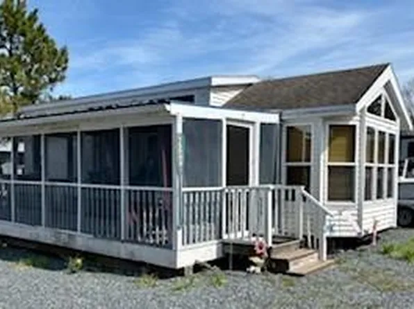 35048 Bay Breeze Ct, Horntown, VA 23395