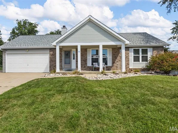 4 Green Pines Ct, Saint Peters, MO 63376
