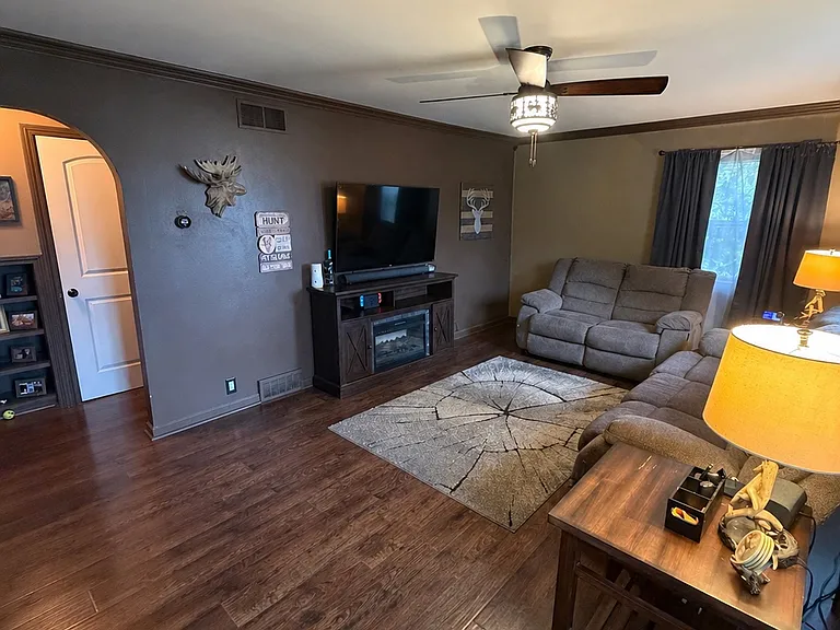 1620 Greenwood Ave — Photo 5