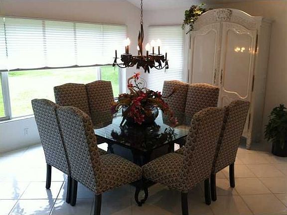 Home For Sale In Lakeridge Greens