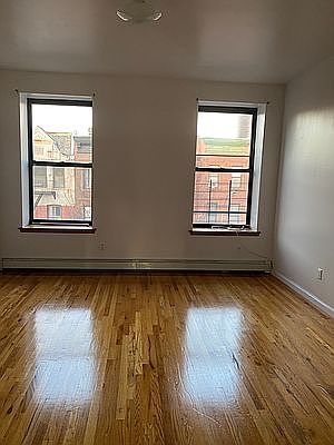 1st image of 106 W 132nd St #3