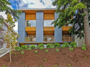 5618 Roosevelt Way NE, Seattle, WA 98105