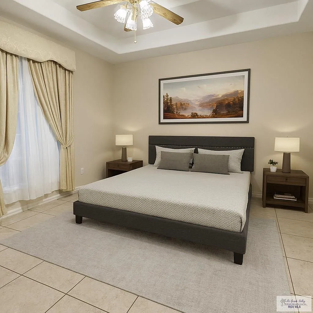 3 bed, 2.0 bath, 1940 sqft, $2,000 — Photo 2