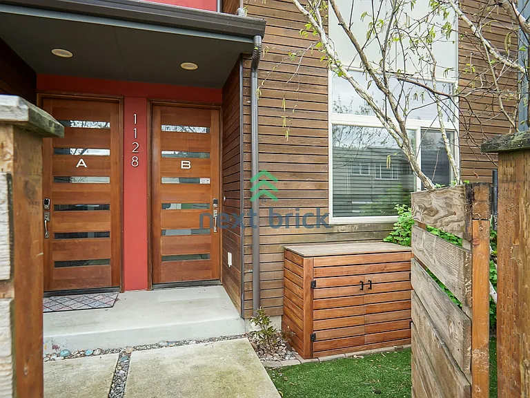 1128 N 90th St #B — Photo 4