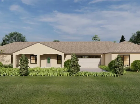 197 W Ocala St, Umatilla, FL 32784