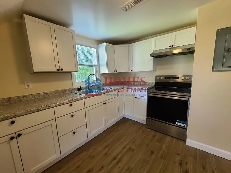 423 Jefferson Avenue — Photo 5
