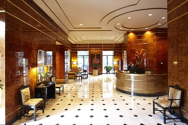 Rented by Mirador Real Estate | media 22