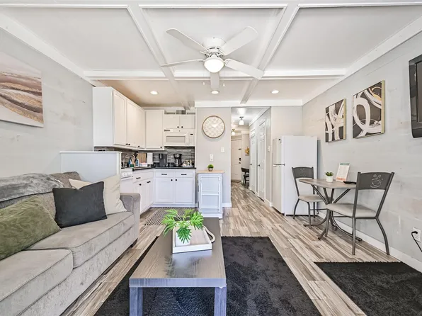 6102 Seawall Blvd #144, Galveston, TX 77551