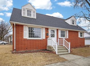 1724 39th St, Kenosha, WI 53140