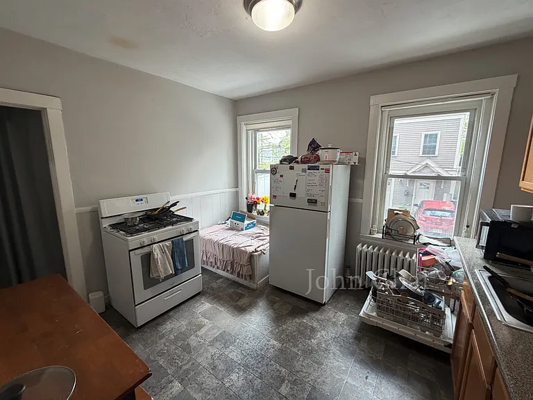 220 South St #8 — Photo 22