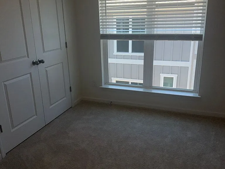 4162 Tillie Cir — Photo 14