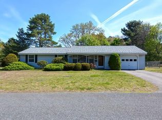 15 Arbetter Dr, Framingham, MA 01701