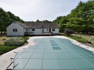 93 Howland Rd, Lakeville, MA 02347