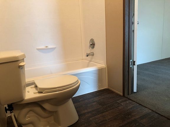 4th image of 5130 Slash Pine Dr
