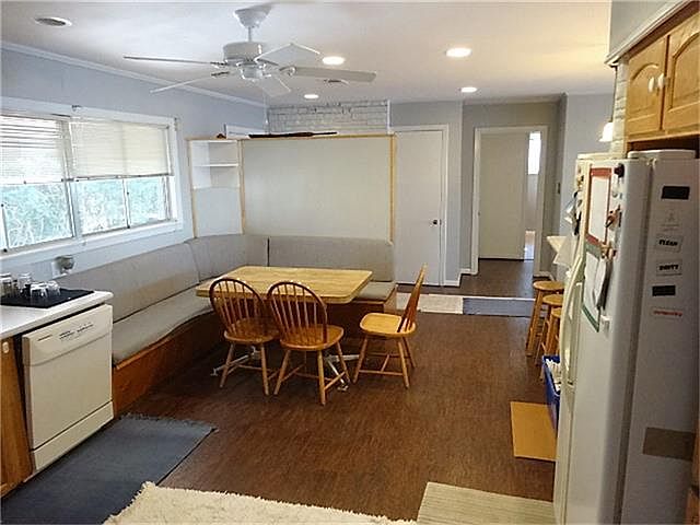 1st image of 108 N Burnett Dr