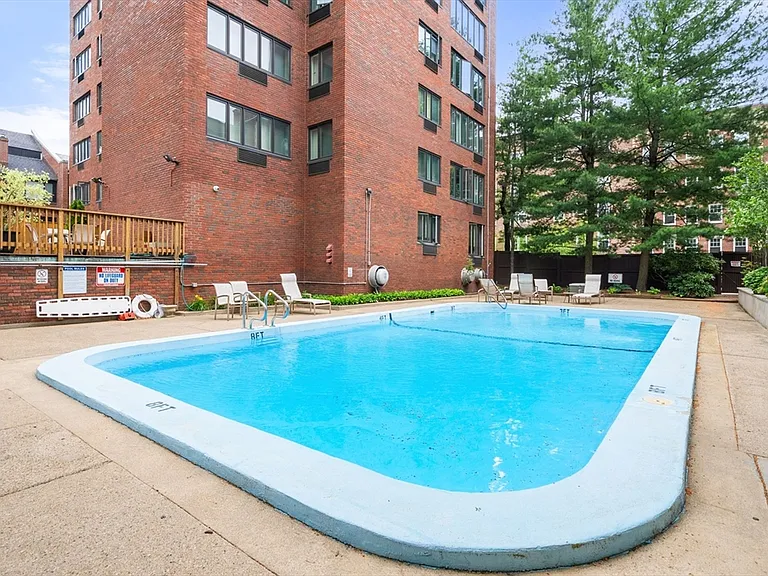 19 Chauncy St #4B — Photo 24