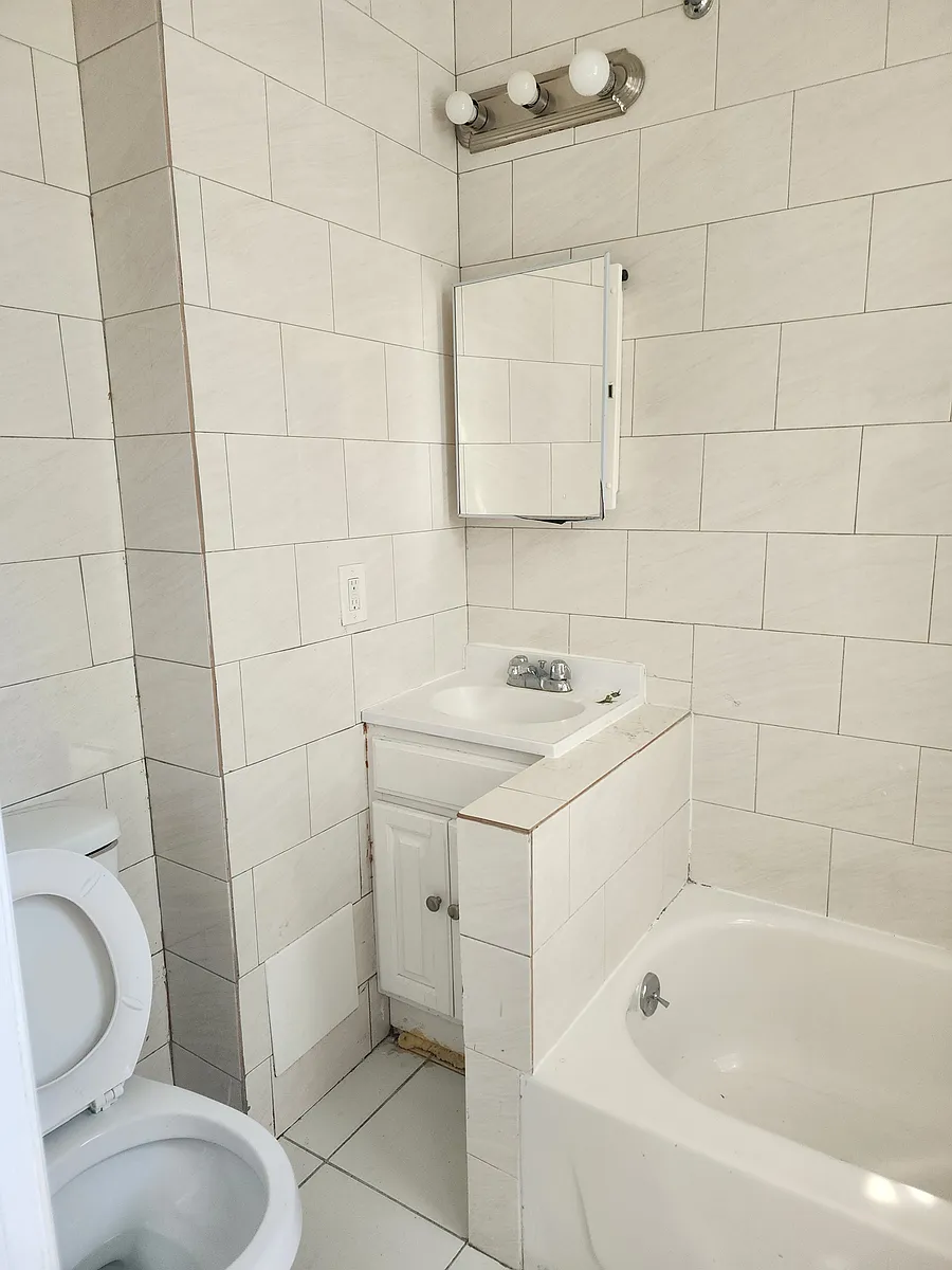 Building Photo - 25 Cliff St #3L