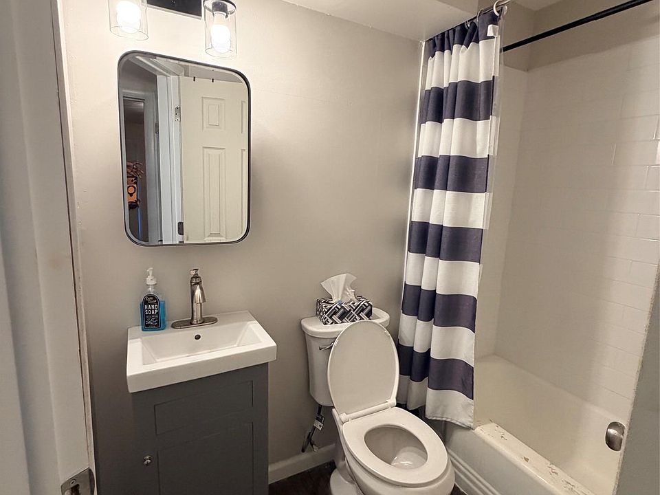 22444 Kelly Rd Apt 11, photo 12
