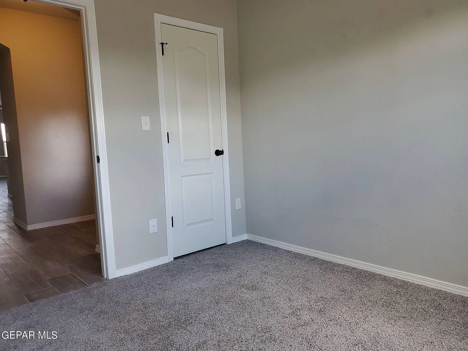3 bed, 2.0 bath, 1575 sqft, $1,750 — Photo 4