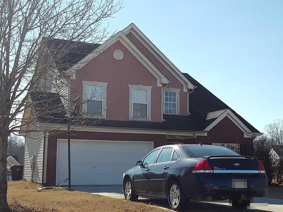 2nd image of 2030 Gates Ct