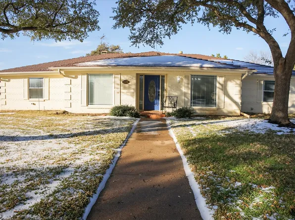 6425 Heidelburg Ct, North Richland Hills, TX 76180