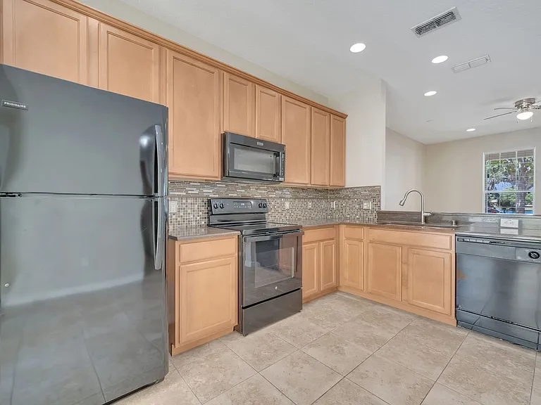 14423 Bluebird Park Rd — Photo 14